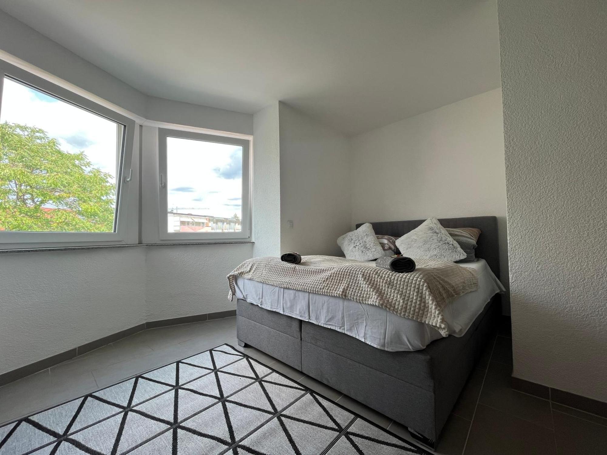 קרלסרוהה Simplex Apartments Am Europaplatz חדר תמונה