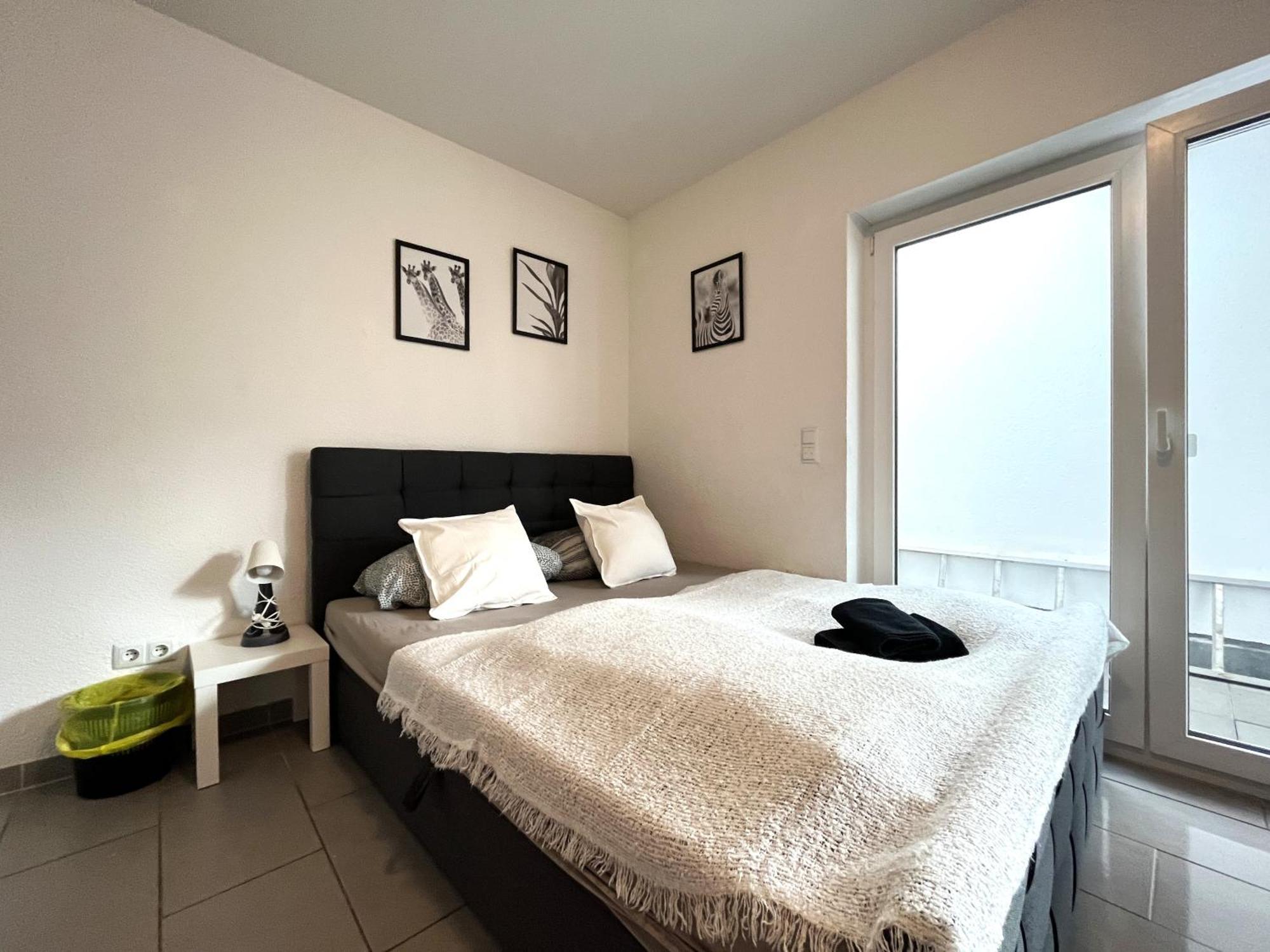 קרלסרוהה Simplex Apartments Am Europaplatz חדר תמונה